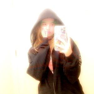 Meet your Posher, Serena